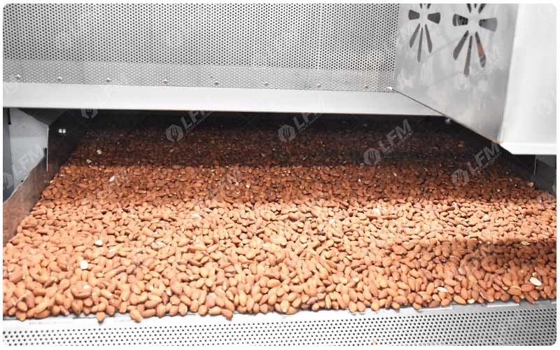 Machine De Torréfaction Des Amandes